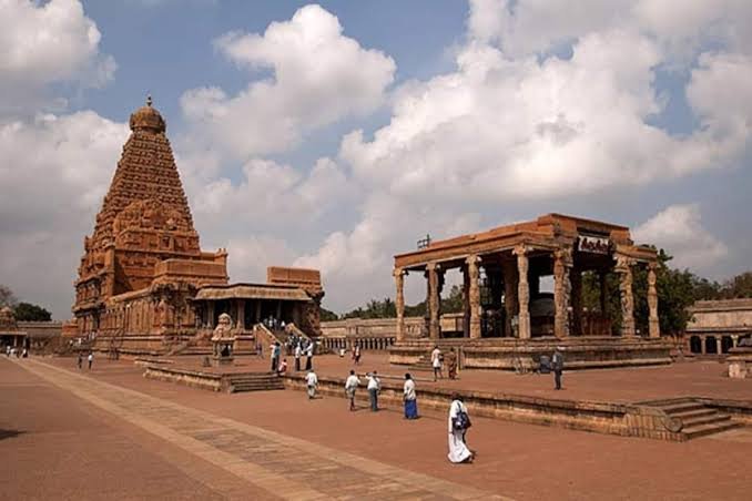 Brihadeeswarar Temple